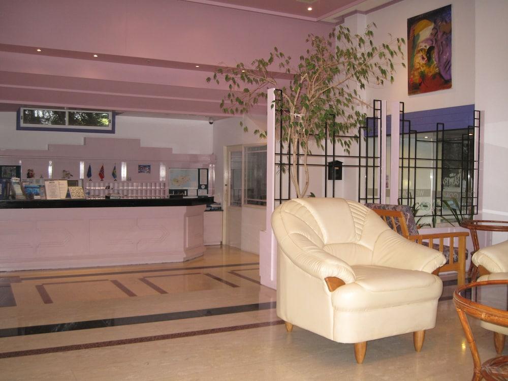 Astreas Beach Hotel Apartments Protaras Eksteriør billede