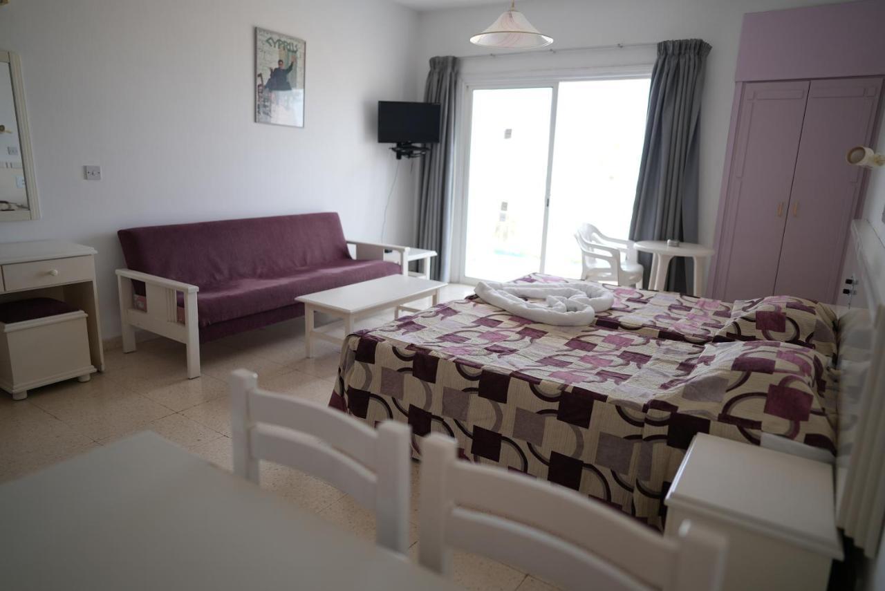 Astreas Beach Hotel Apartments Protaras Eksteriør billede